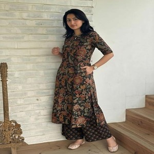 Designer Women's Rayon Viscose Straight Printed Kurta with Palazzo | Elbow Length Sleeve Kurti Set | Close Neck with Back Slit | Soft Comfortable Fabric | 2 Piece Outfit