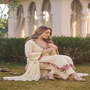 Designer Kurta Sets for Women Viscose Blend Embroidered | Kurta Palazzo Dupatta Set | Designer Kurti Set for Women | V Neck Full Sleeve Ethnic Suit | Indian Kurta Outfit with Palazzo Pants